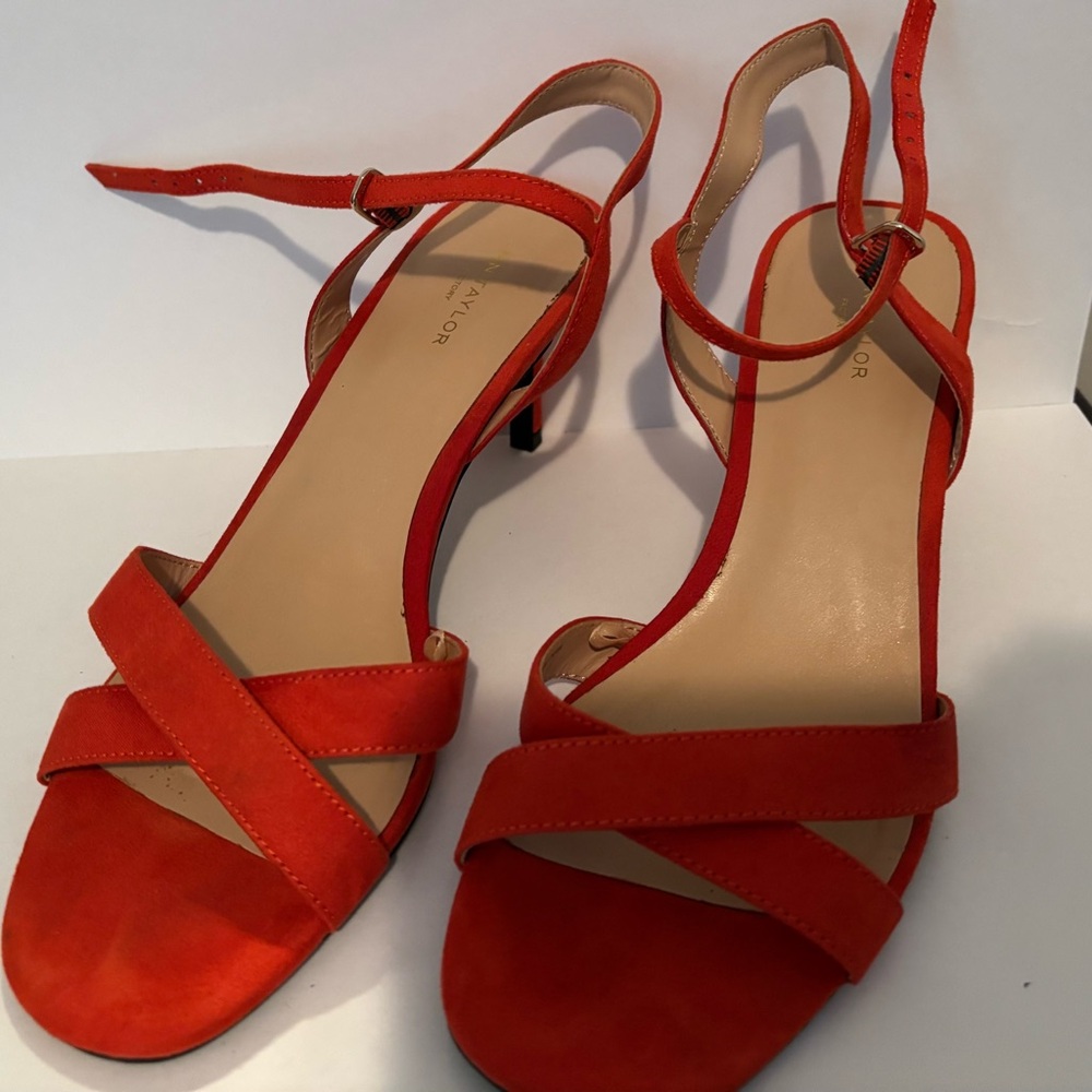 Ann Taylor Orange Strappy Heels size 7.5